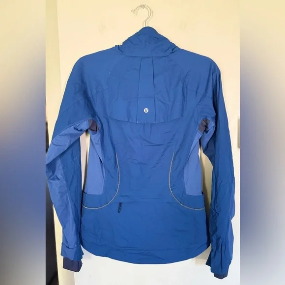 Lululemon Running Jacket - Excellent Used Condition - Picture 6 of 7